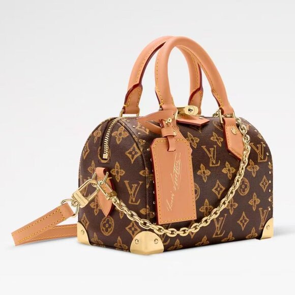 Classic Louis Vuitton Bag: A Stylish and Versatile Choice for Elegance - Picture 5 of 5